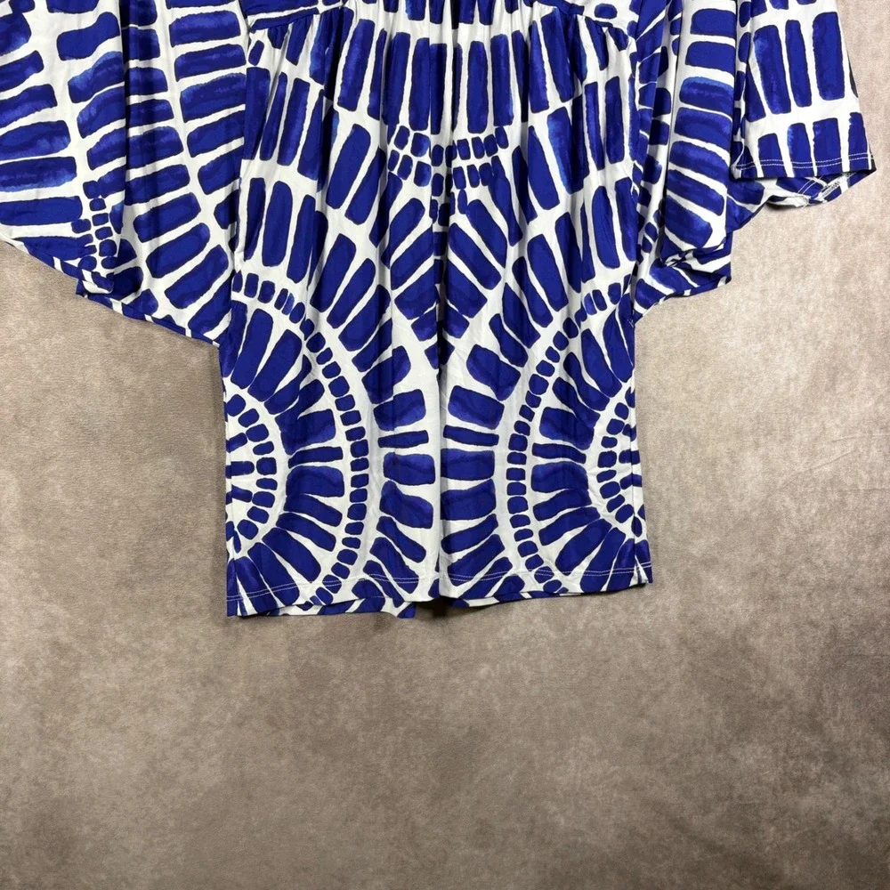 Trina Turk Swim Cover 4 Blue White Geometric Kimono Sleeve V-Neck Resort Beach